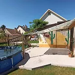 Pelso Bambusz Appartement