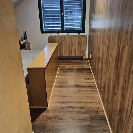 Pelso Bambusz 아파트 *