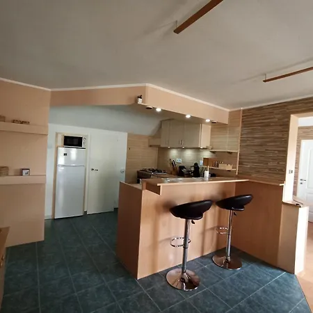 Pelso Bambusz 아파트